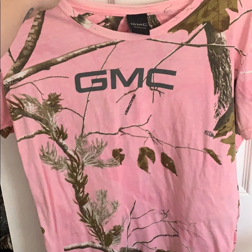 Gmc vehicle brand shirt sleeve shirt